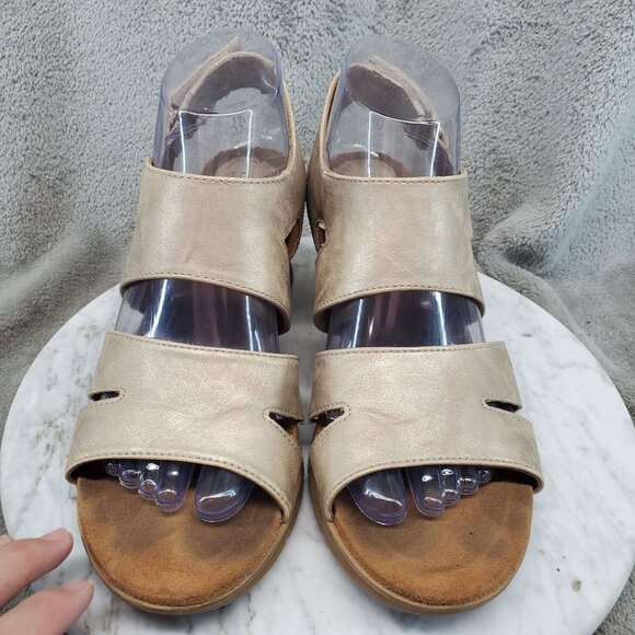 Sofft Shoes Womens Size 8 Gold Leather Sadra EuroSoft Strappy Sandals - Picture 3 of 11